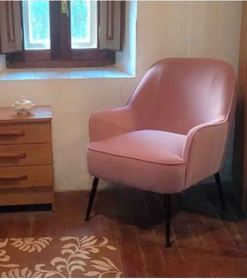 Butaca de terciopelo AMBERES con pata negra o dorada | Cambia Tus Muebles