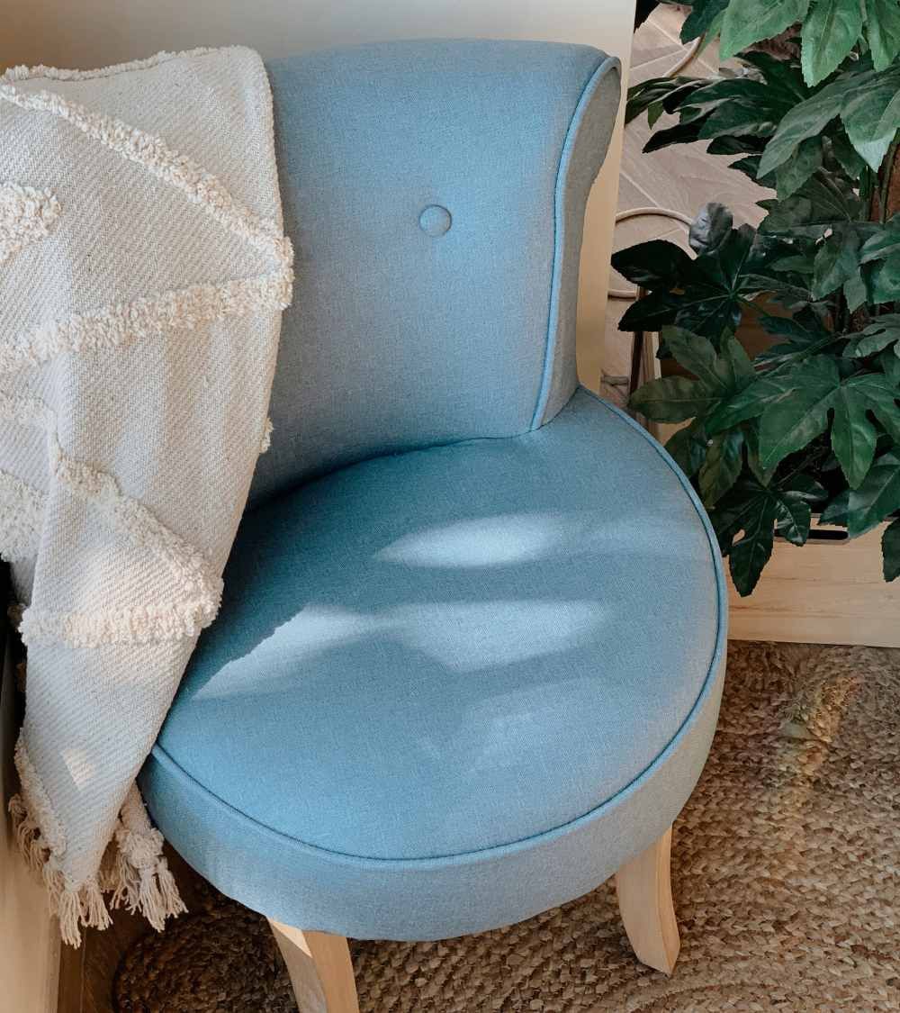 Butaca Nantes, descalzadora, galán de noche